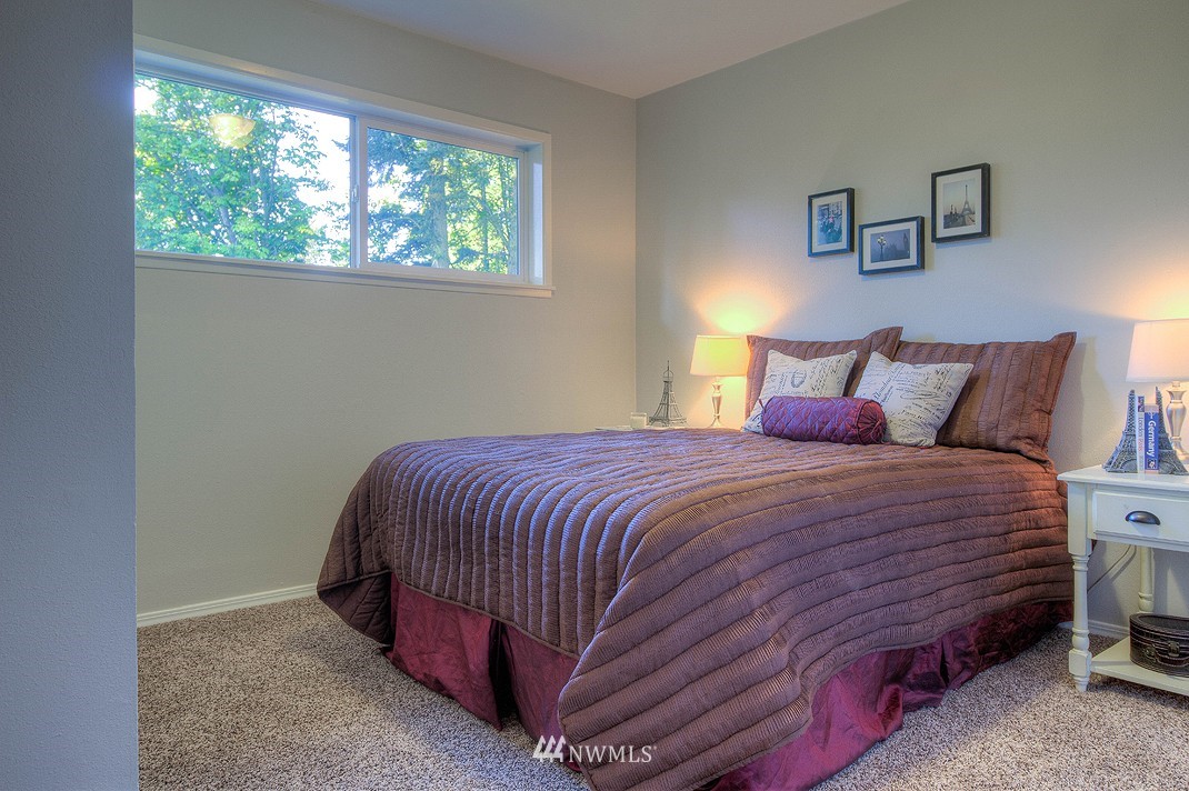 16 240th Street Southwest Bothell, WA 98021 - Photo 12 of 20