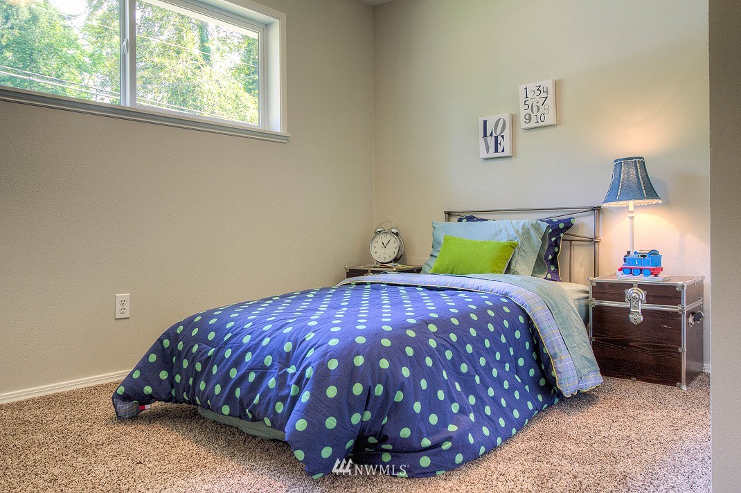16 240th Street Southwest Bothell, WA 98021 - Photo 14 of 20