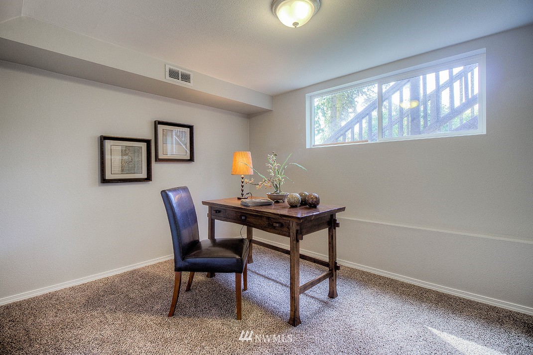 16 240th Street Southwest Bothell, WA 98021 - Photo 17 of 20