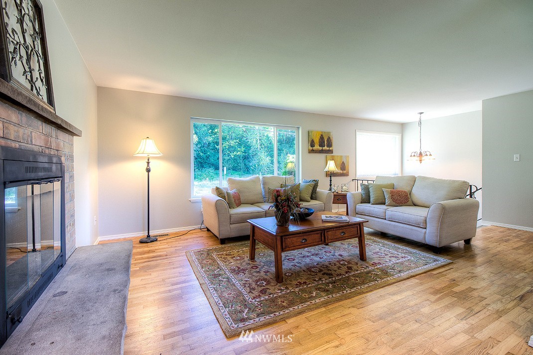 16 240th Street Southwest Bothell, WA 98021 - Photo 8 of 20