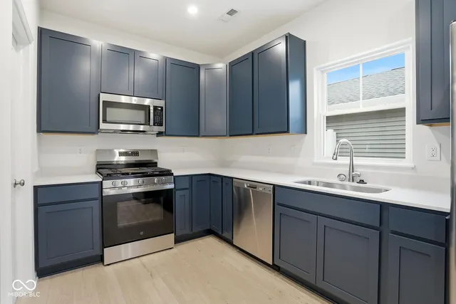 $323,626 | 19570 Northwest Drive, Westfield, IN 46074