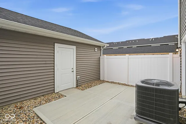 $323,626 | 19570 Northwest Drive, Westfield, IN 46074