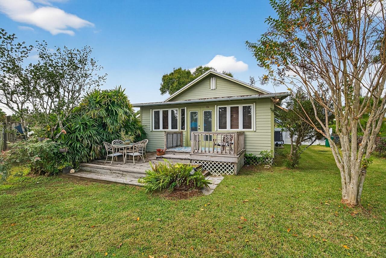 4876 Christensen Road Fort Pierce, FL 34981 - Photo 37 of 51 4876-Christensen-Rd-HigMedia-040-1280