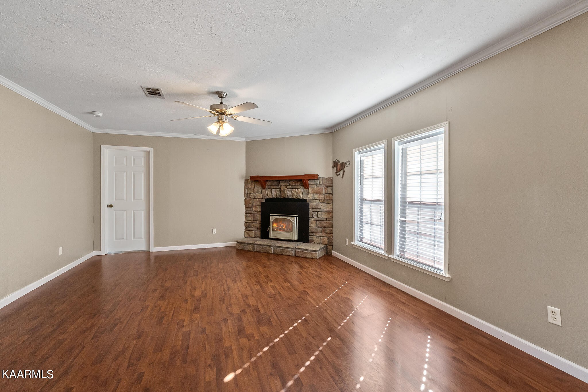 1443 River Road New Market, TN 37820 - Photo 4 of 29 Gallery Image 4