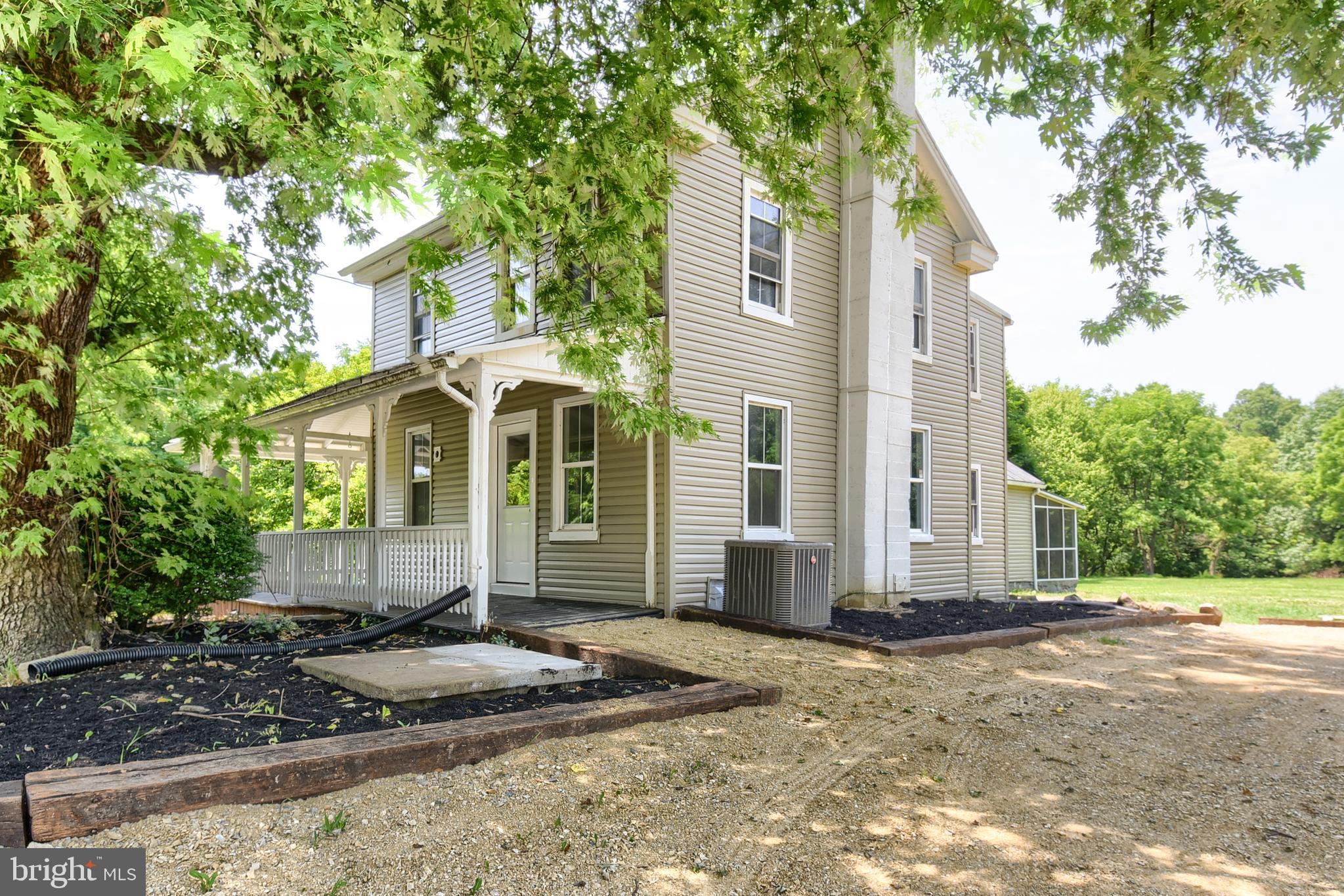 21 North York Road Dillsburg, PA 17019 - Photo 1 of 36