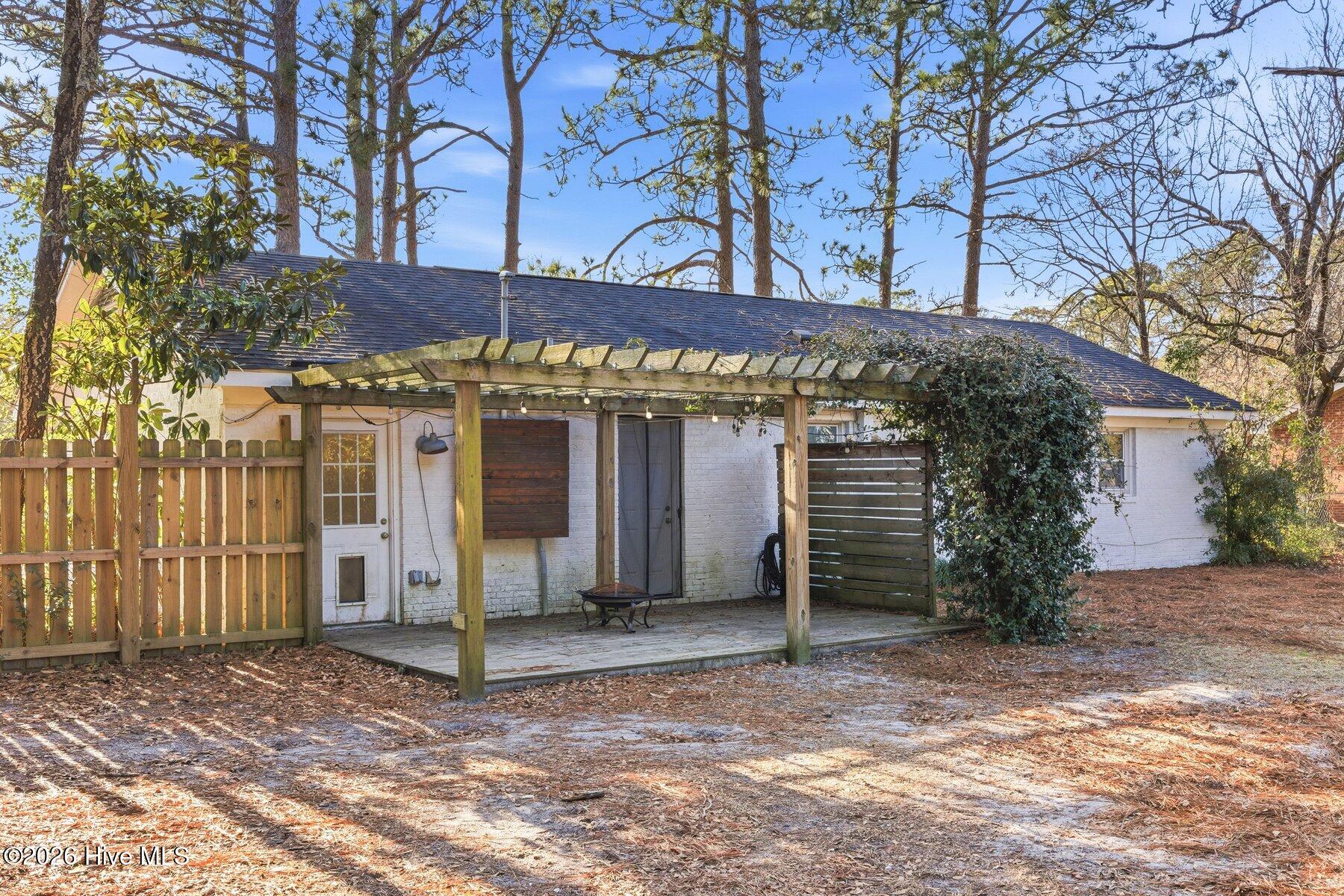 1018 Lord Thomas Road Wilmington, NC 28405 - Photo 15 of 16 015_1018_lord_thomas_road-15_160