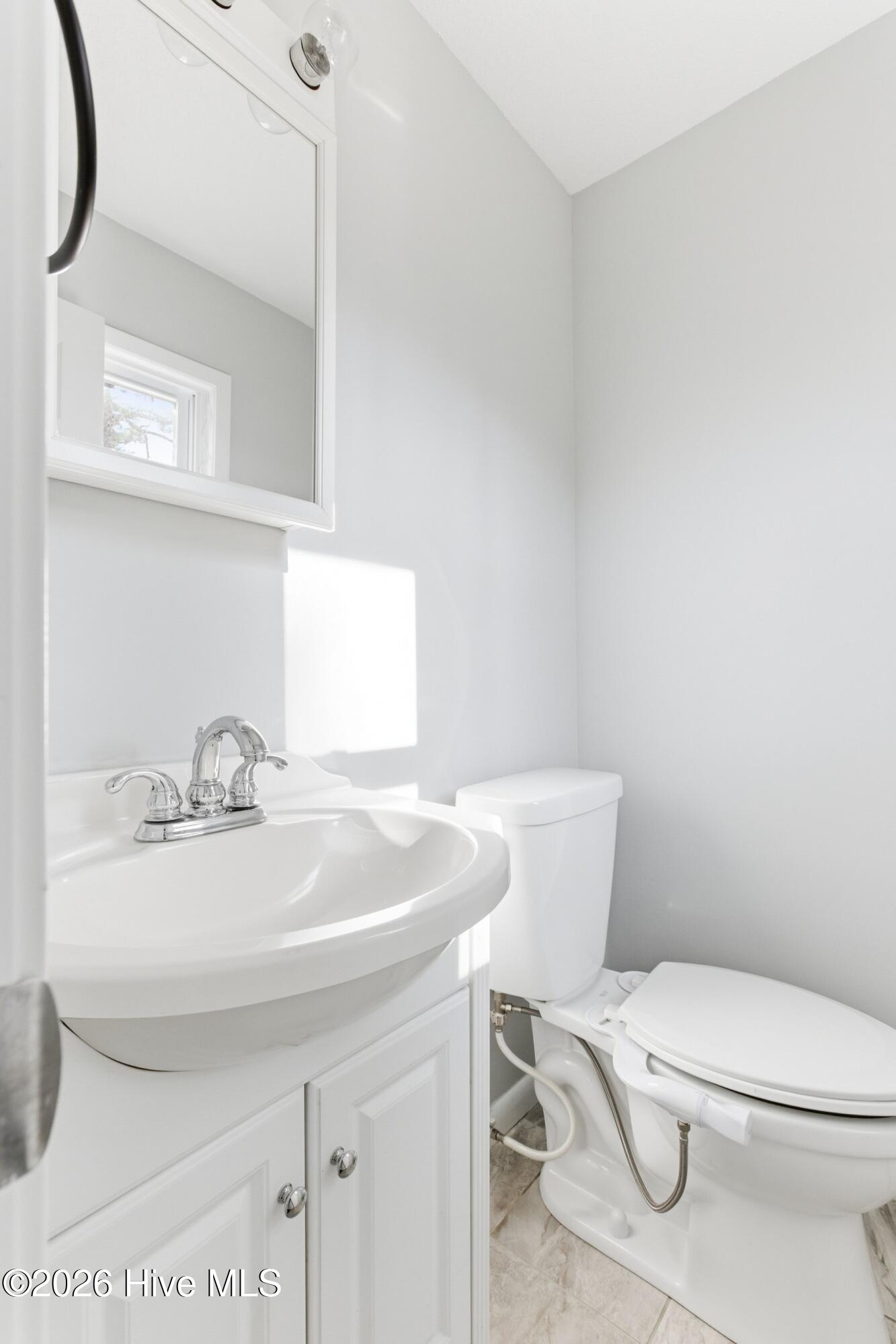 1018 Lord Thomas Road Wilmington, NC 28405 - Photo 9 of 16 009_1018_lord_thomas_road-09_971