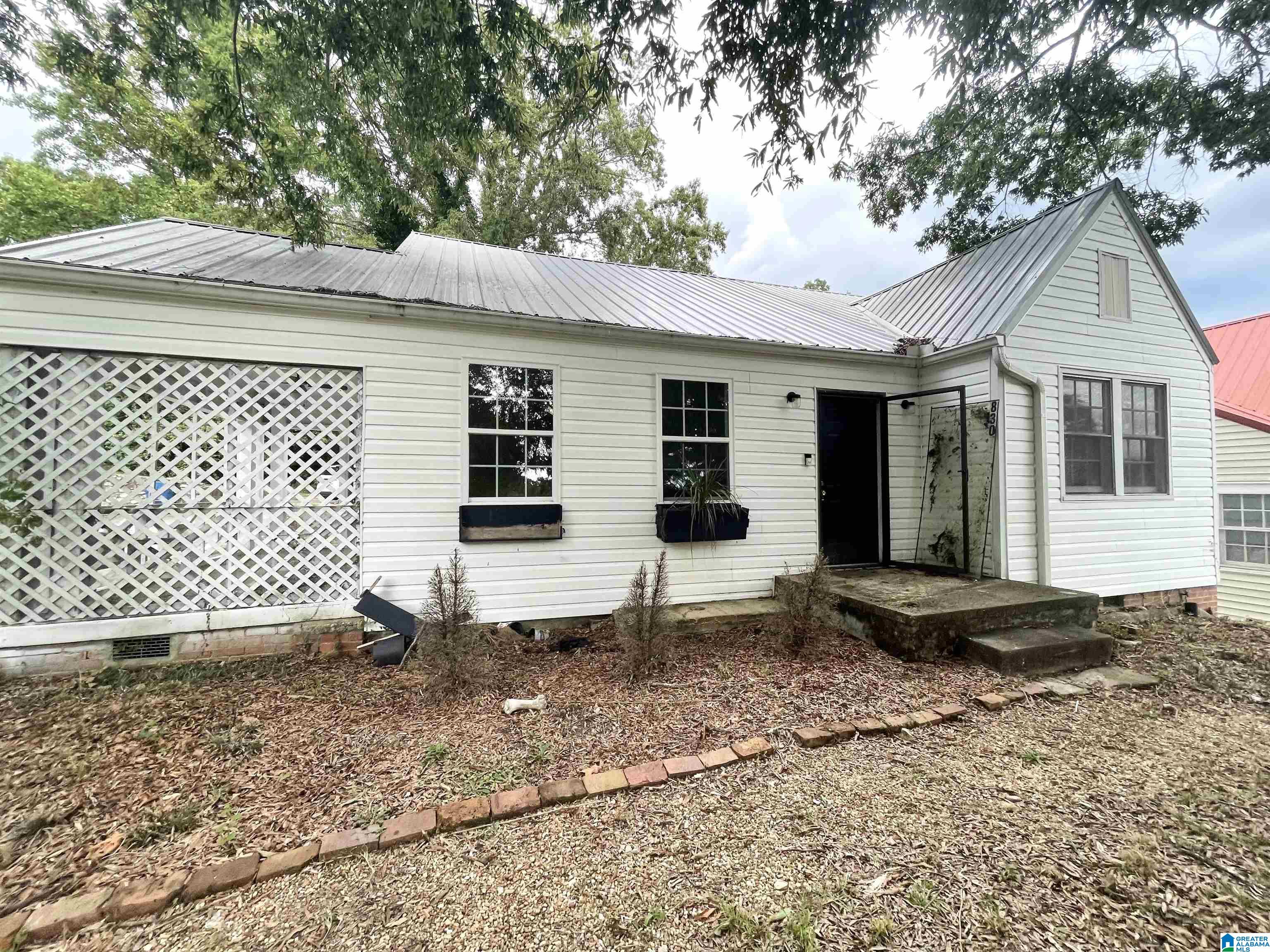 830 East 22nd Street Anniston, AL 36207 - Photo 3 of 21
