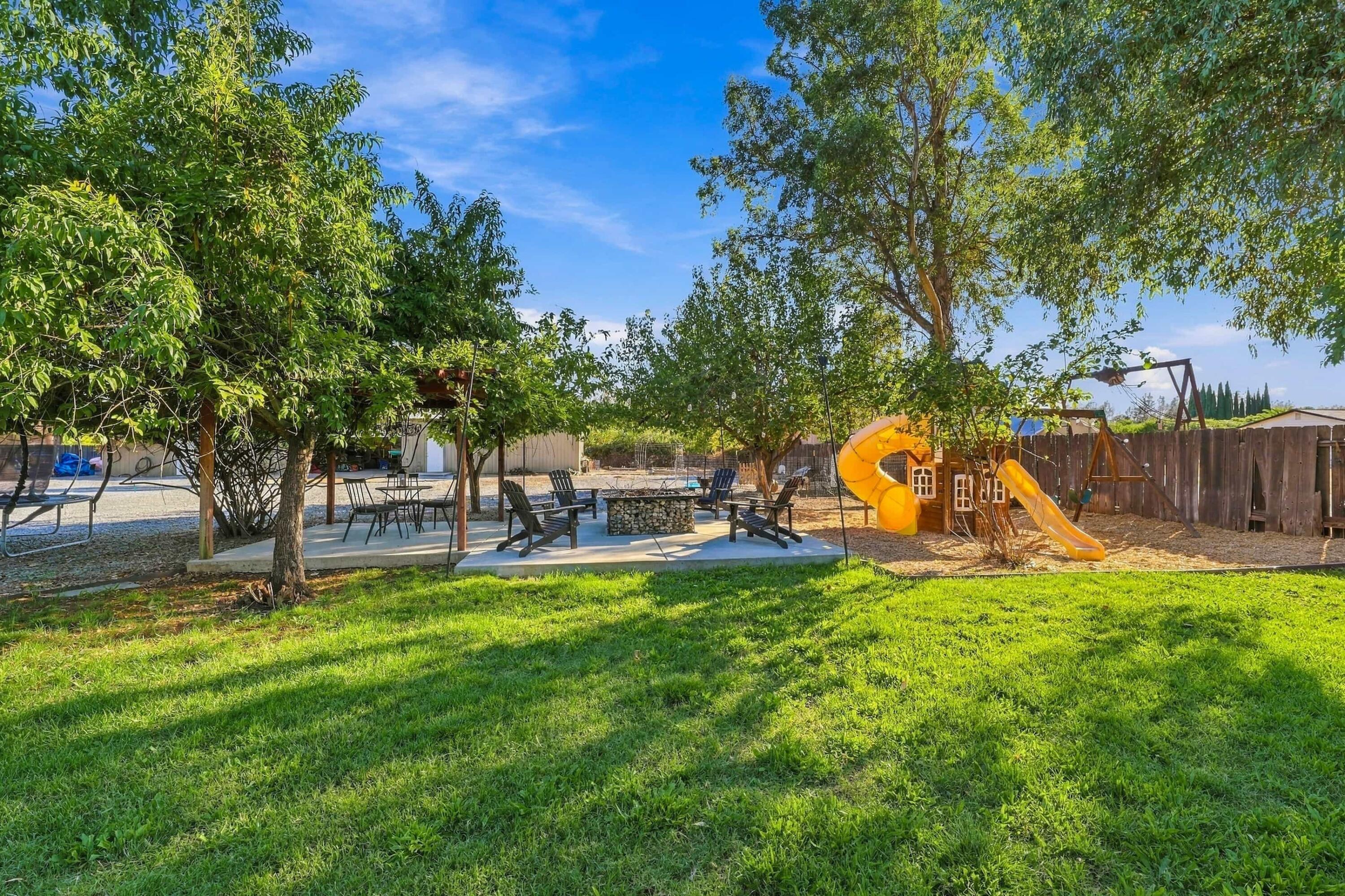 3245 Rancho Road Redding, CA 96002 - Photo 24 of 38 3245-rancho-rd-redding-28