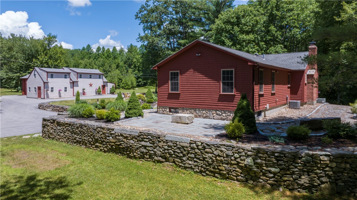 62 Cranberry Ridge Road Glocester, RI 02857 - Photo 5 of 50