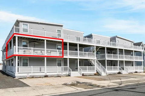 $775,000 | 135 65th Street, Unit 8, Sea Isle City, NJ 08243