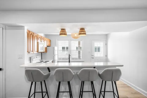 $775,000 | 135 65th Street, Unit 8, Sea Isle City, NJ 08243