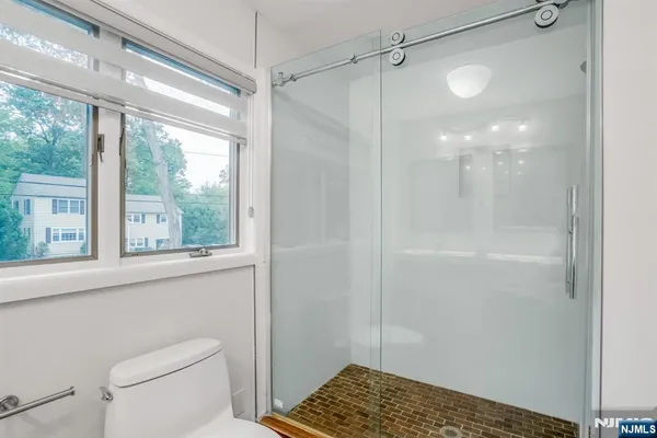 $4,950 | 8 Waibel Drive, Allendale, NJ 07401
