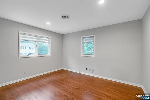 $4,950 | 8 Waibel Drive, Allendale, NJ 07401