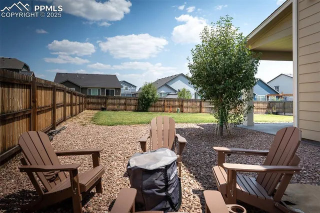 a view of outdoor space yard and patio