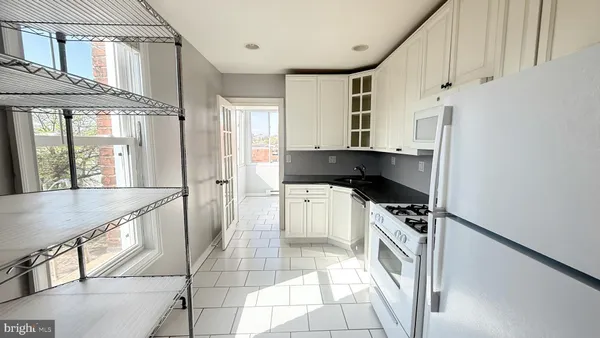 $2,700 | 1320 G Street Northeast, Unit 3, Washington, DC 20002