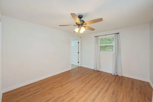 $1,400 | 812 Edney Avenue East, Crestview, FL 32539