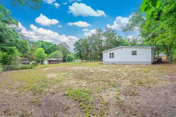 $1,400 | 812 Edney Avenue East, Crestview, FL 32539
