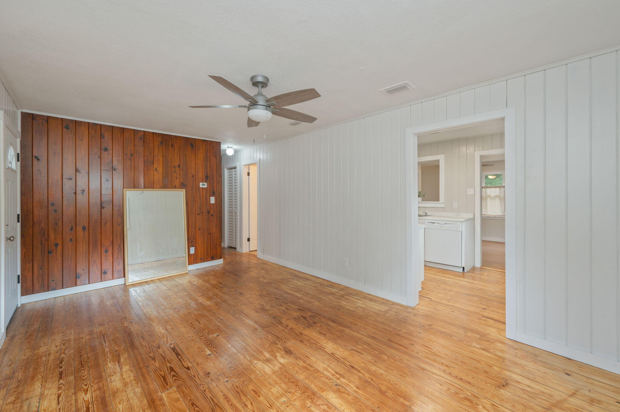 812 Edney Avenue East Crestview, FL 32539 - Photo 7 of 28 7-web-or-mls-812-edney-ave-e