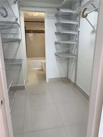 $1,850 | 1805 Sans Souci Boulevard, Unit 313, North Miami, FL 33181