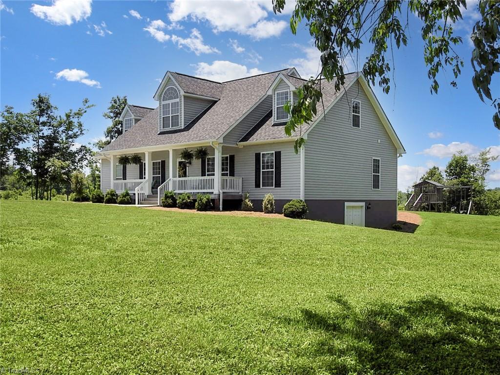 298 Eli Smith Road Elkin, NC 28621 - Photo 2 of 40 Gallery Image 2