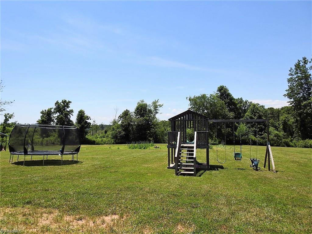 298 Eli Smith Road Elkin, NC 28621 - Photo 34 of 40 Gallery Image 34