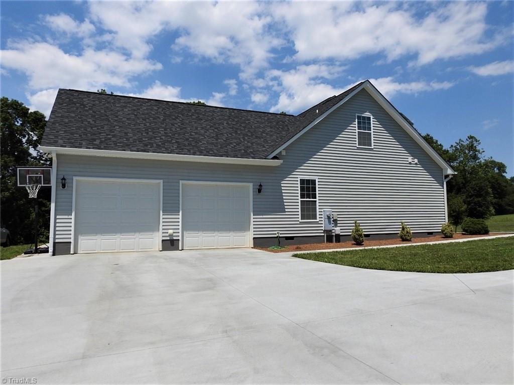298 Eli Smith Road Elkin, NC 28621 - Photo 39 of 40 Gallery Image 39