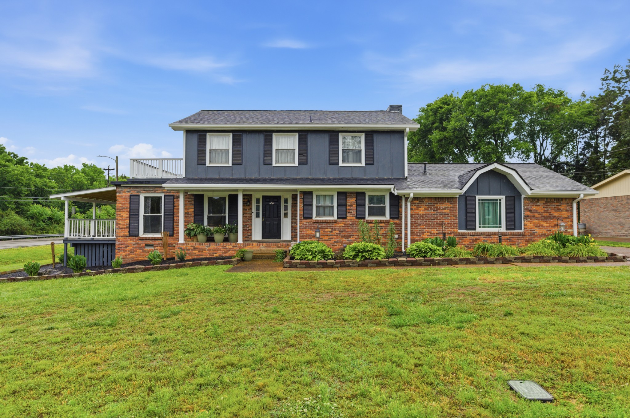 3744 Anderson Road Nashville, TN 37217 - Photo 1 of 42