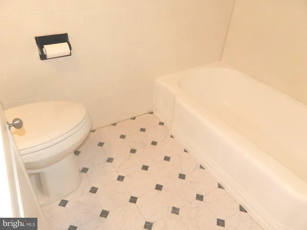 $1,775 | 513 12th Street Northeast, Unit 9, Washington, DC 20002