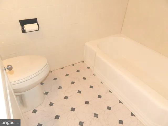 $1,875 | 513 12th Street Northeast, Unit 9, Washington, DC 20002