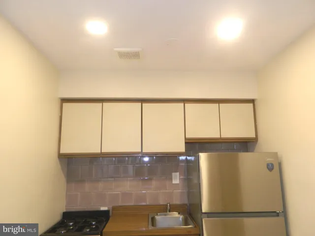 $1,875 | 513 12th Street Northeast, Unit 9, Washington, DC 20002