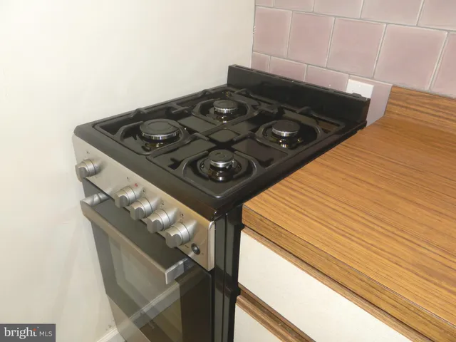 $1,875 | 513 12th Street Northeast, Unit 9, Washington, DC 20002