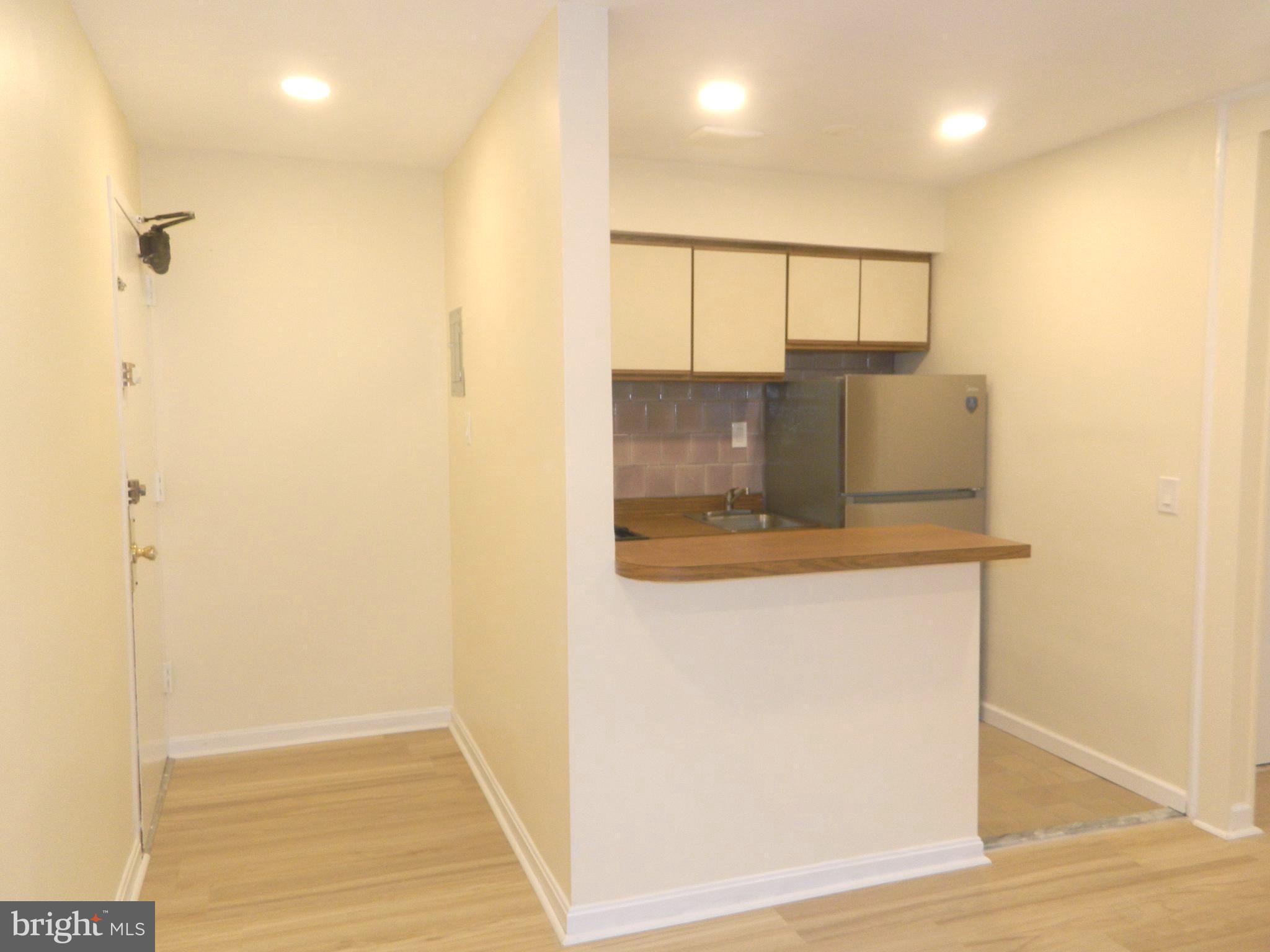 513 12th Street Northeast, Unit 9 Washington, DC 20002 - Photo 9 of 29 a view of a bathroom