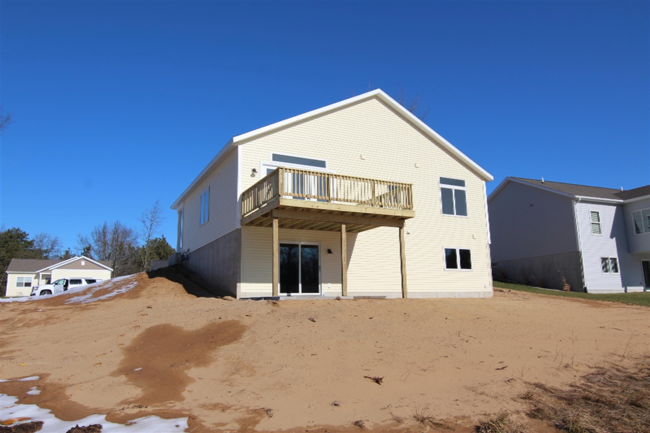 2561 Eagle Ridge Muskegon, MI 49444 - Photo 3 of 7 Gallery Image 3