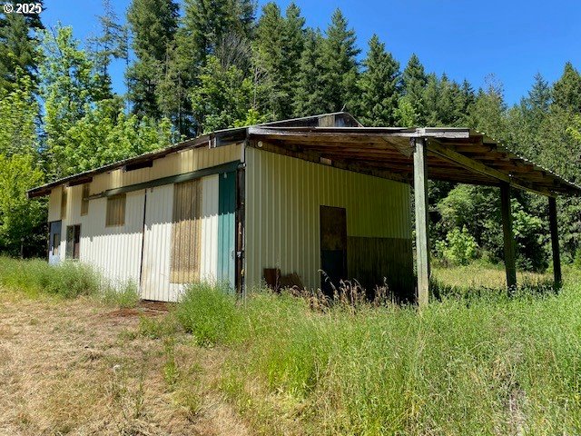 15996 Nonpareil Road Sutherlin, OR 97479 - Photo 7 of 13 Gallery Image 7
