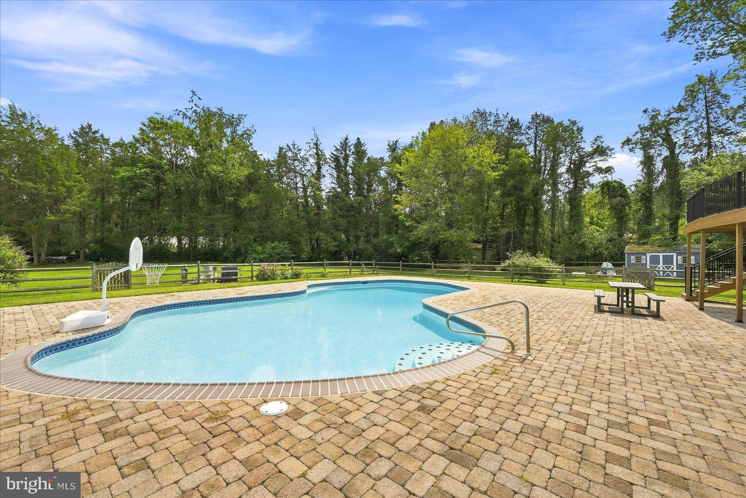 12194 Henderson Road Clifton, VA 20124 - Photo 34 of 52 Gallery Image 34