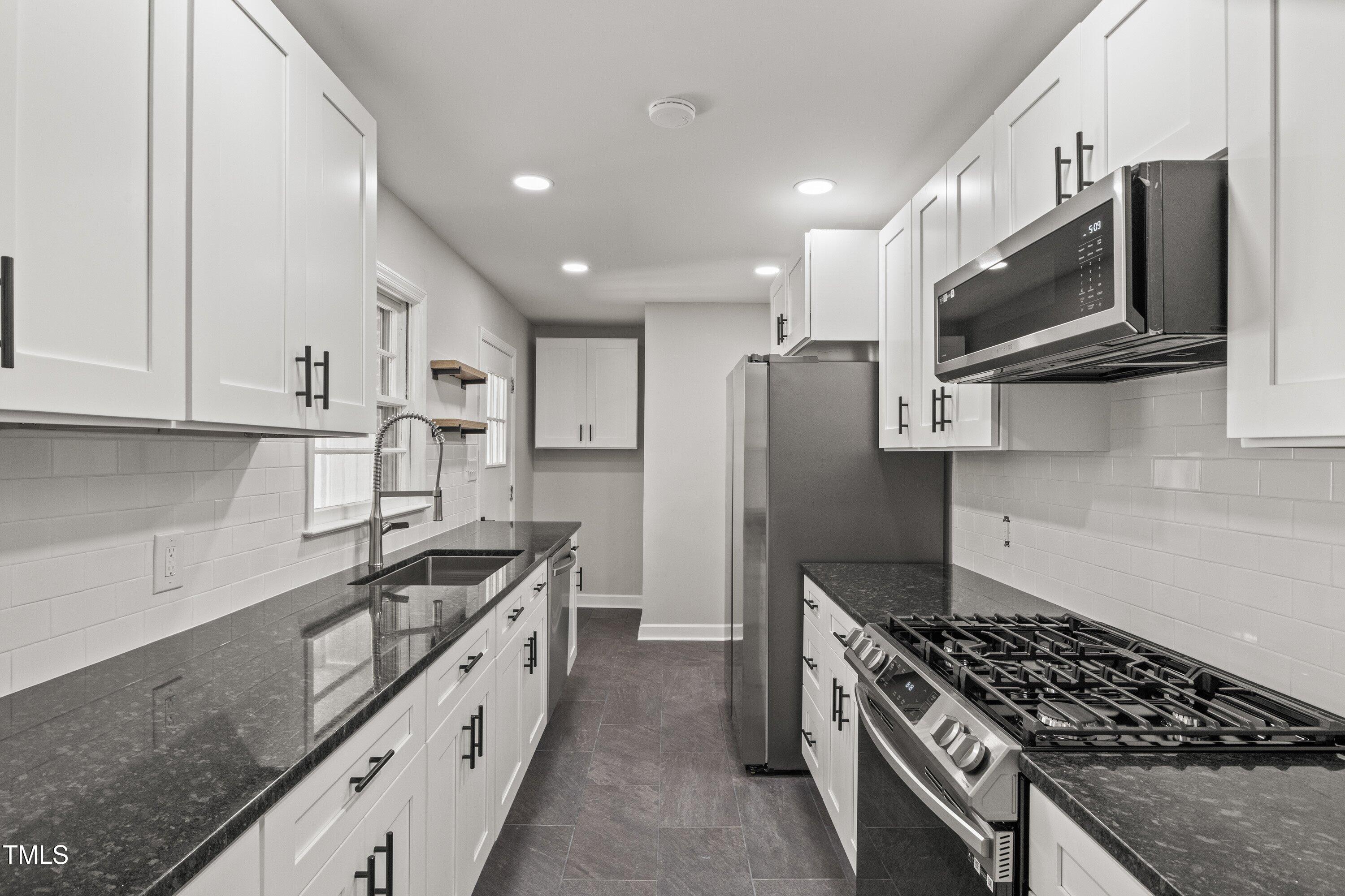 5124 Melbourne Road Raleigh, NC 27606 - Photo 9 of 44 Kitchen