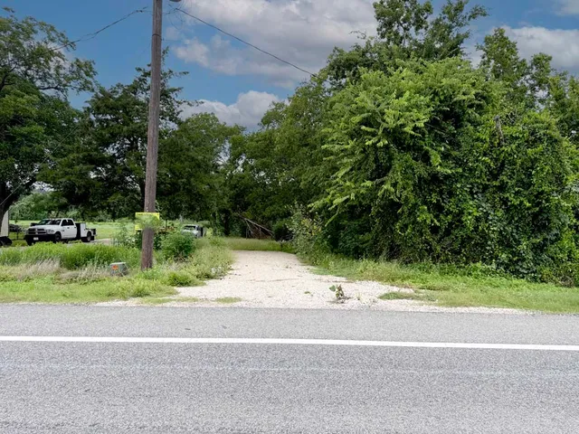 $60,000 | 1512 Highway 90, Anderson, TX 77830