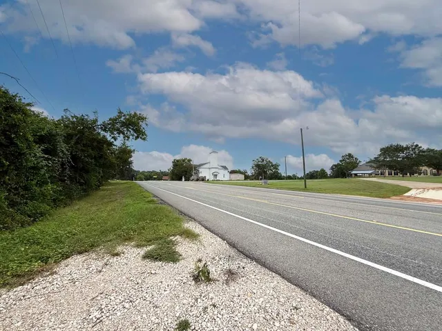 $60,000 | 1512 Highway 90, Anderson, TX 77830