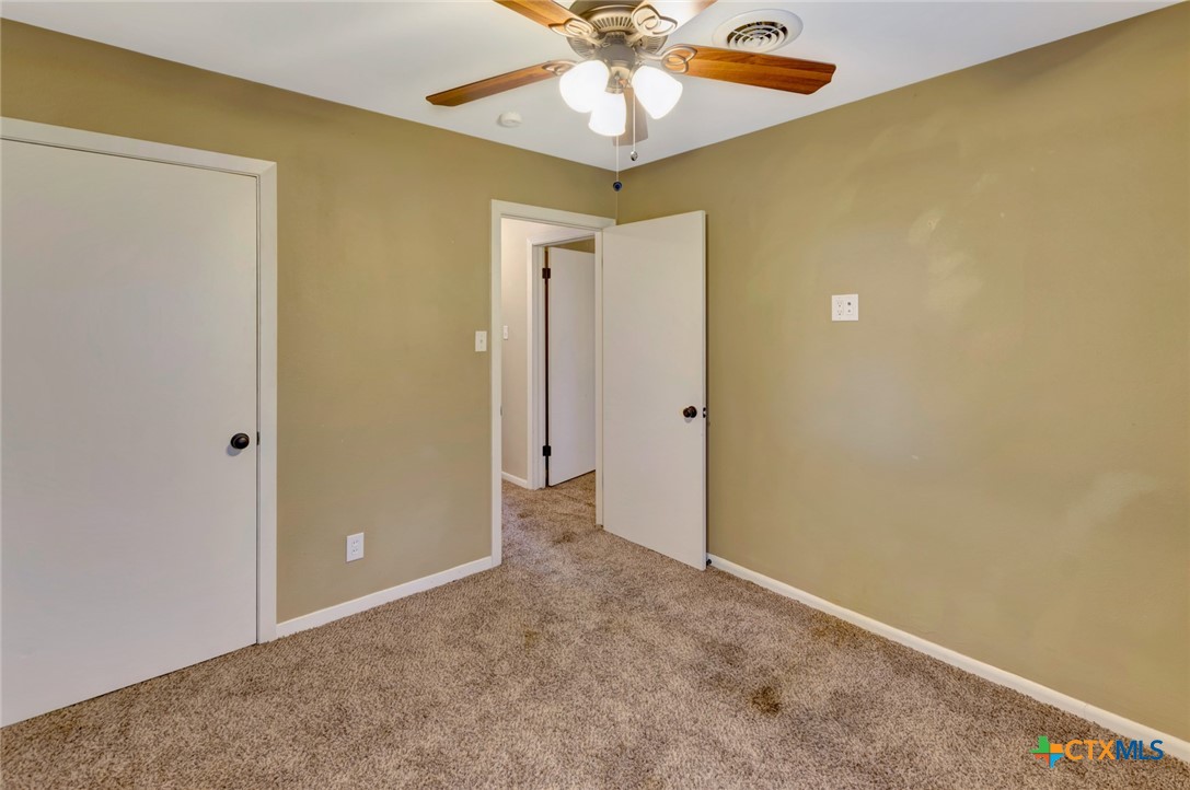 503 Angus Street Victoria, TX 77904 - Photo 29 of 42