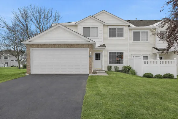 $259,900 | 11462 Elmwood Avenue North, Unit 164, Champlin, MN 55316