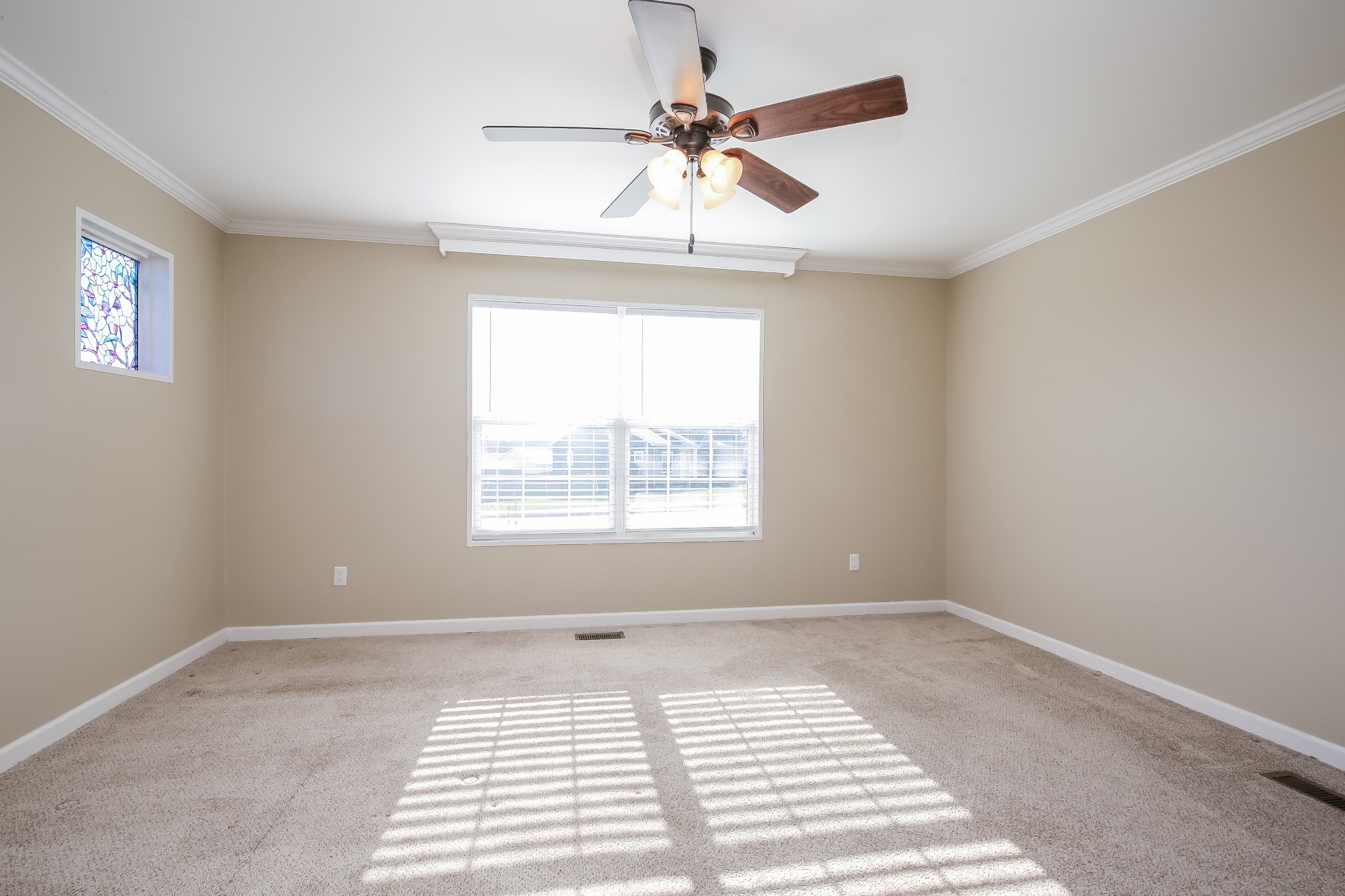 2015 Vancroft Circle Spring Hill, TN 37174 - Photo 7 of 16