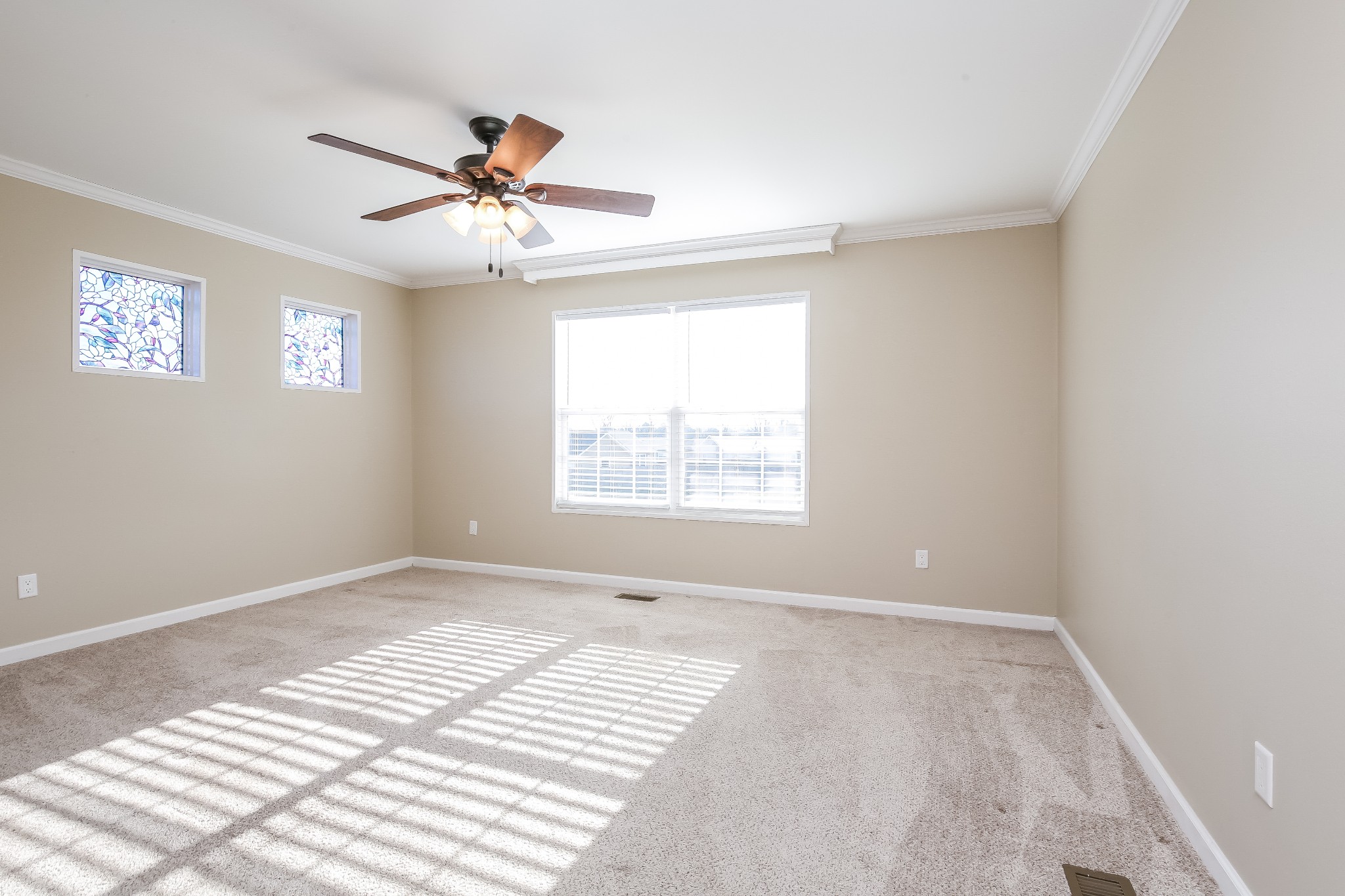 2015 Vancroft Circle Spring Hill, TN 37174 - Photo 8 of 16