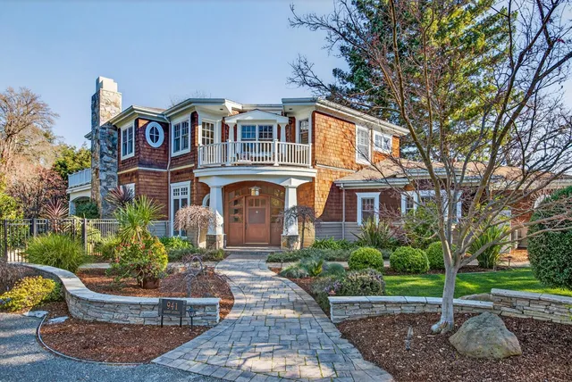 $5,998,000 | 941 Berry Avenue, Los Altos, CA 94024