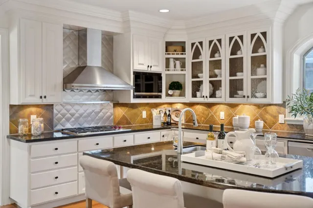 $5,998,000 | 941 Berry Avenue, Los Altos, CA 94024