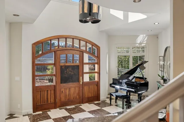 $5,998,000 | 941 Berry Avenue, Los Altos, CA 94024