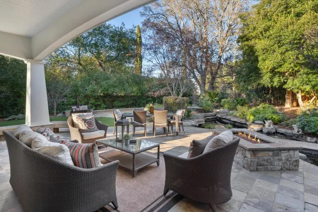 $5,998,000 | 941 Berry Avenue, Los Altos, CA 94024