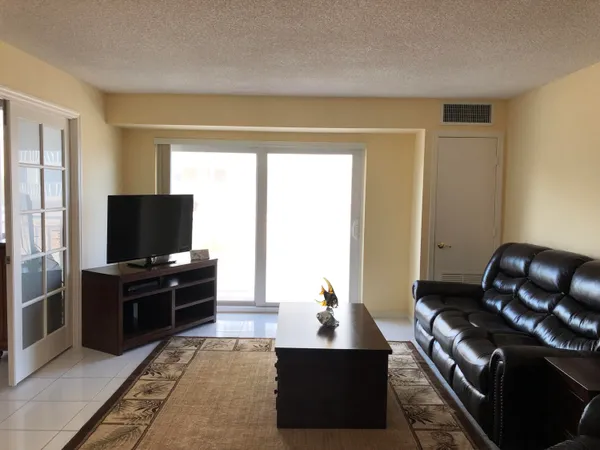 $5,100 | 3215 South Ocean Boulevard, Unit 108, Highland Beach, FL 33487