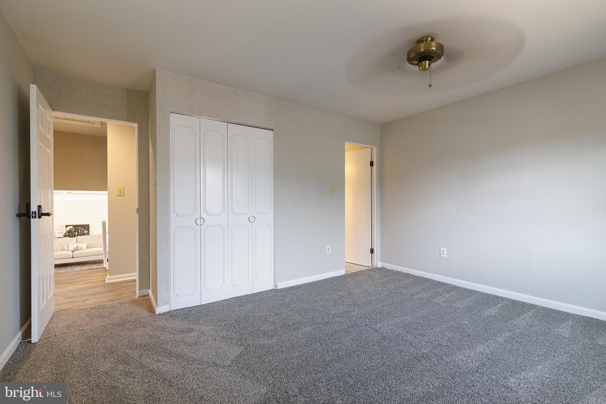 1028 South Hoga Road Sterling, VA 20164 - Photo 32 of 65