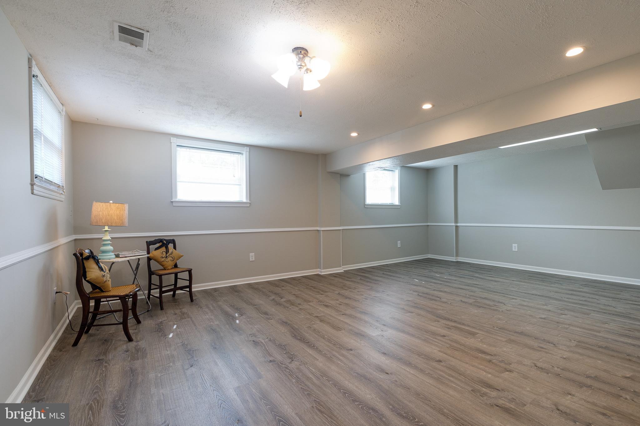 1028 South Hoga Road Sterling, VA 20164 - Photo 38 of 65